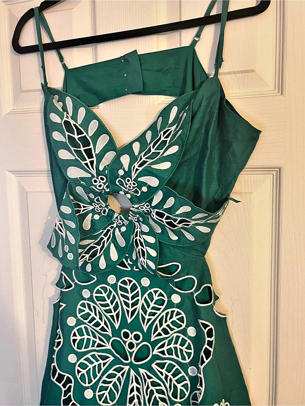 Embroidered Maxi Dress in Green & White NWT - Picture 4 of 14